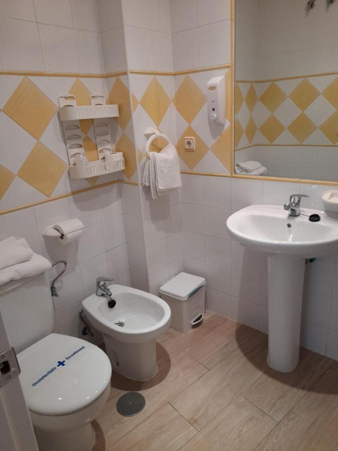 Hostal Casandra - Antiguo Hostal Los Valencianos 科尼尔-德拉弗龙特拉 客房 照片