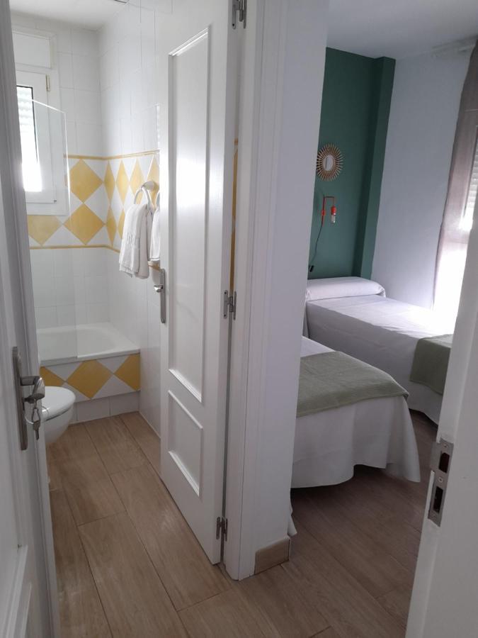 Hostal Casandra - Antiguo Hostal Los Valencianos 科尼尔-德拉弗龙特拉 客房 照片